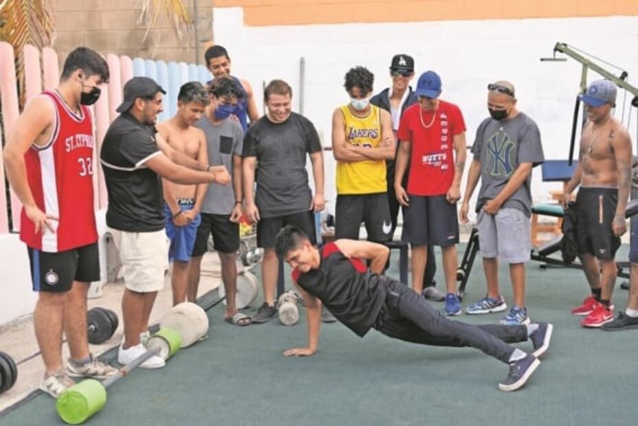 Rincón de las barras, gimnasio en Acapulco, que es segunda oportunidad para jóvenes