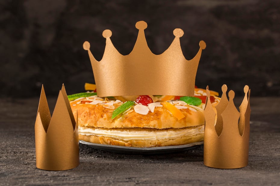 Roscas con rellenos de crema, nata o queso deben refrigerarse para evitar su deterioro. Foto: Freepik