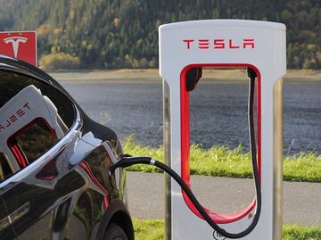 Caen 8.5% las entregas de Tesla en el primer trimestre del año, suman apenas 386 mil 810 vehículos