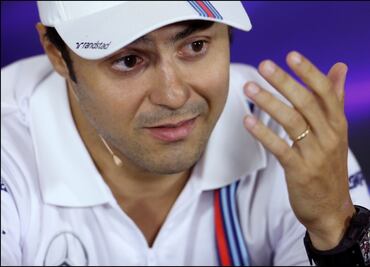 Massa olvida acreditación y le detienen acceso por minutos en el Hermanos Rodríguez