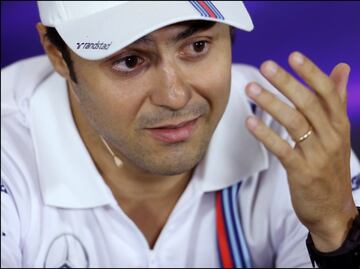 Massa olvida acreditación y le detienen acceso por minutos en el Hermanos Rodríguez