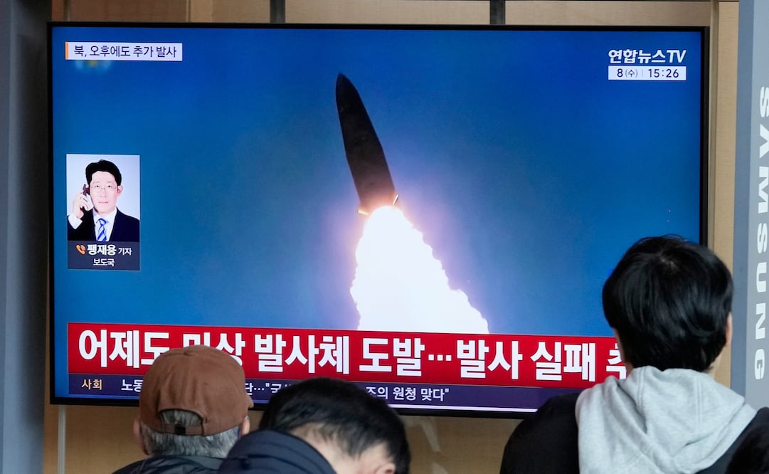 Lanzamiento de un misil por parte de Corea del Norte durante un programa de noticias. Foto: AP.