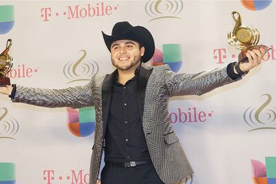 Vinculan a Gerardo Ortiz con el crimen