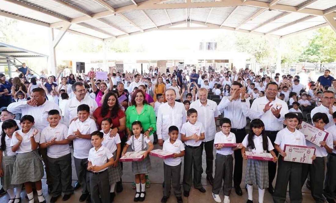 Este ciclo escolar, fueron asignados 3.1 millones de libros de texto gratuitos. Foto: X @AlfonsoDurazo