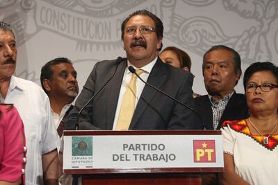 Previo a tratar desafuero de Cabeza de Vaca, PT cambia integrante en la Sección Instructora