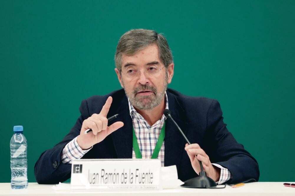 El ex rector de la UNAM, Juan Ramón de la Fuente, participó en la Feria Internacional del Libro de Guadalajara. Foto: JUAN BOITES. EL UNIVERSAL