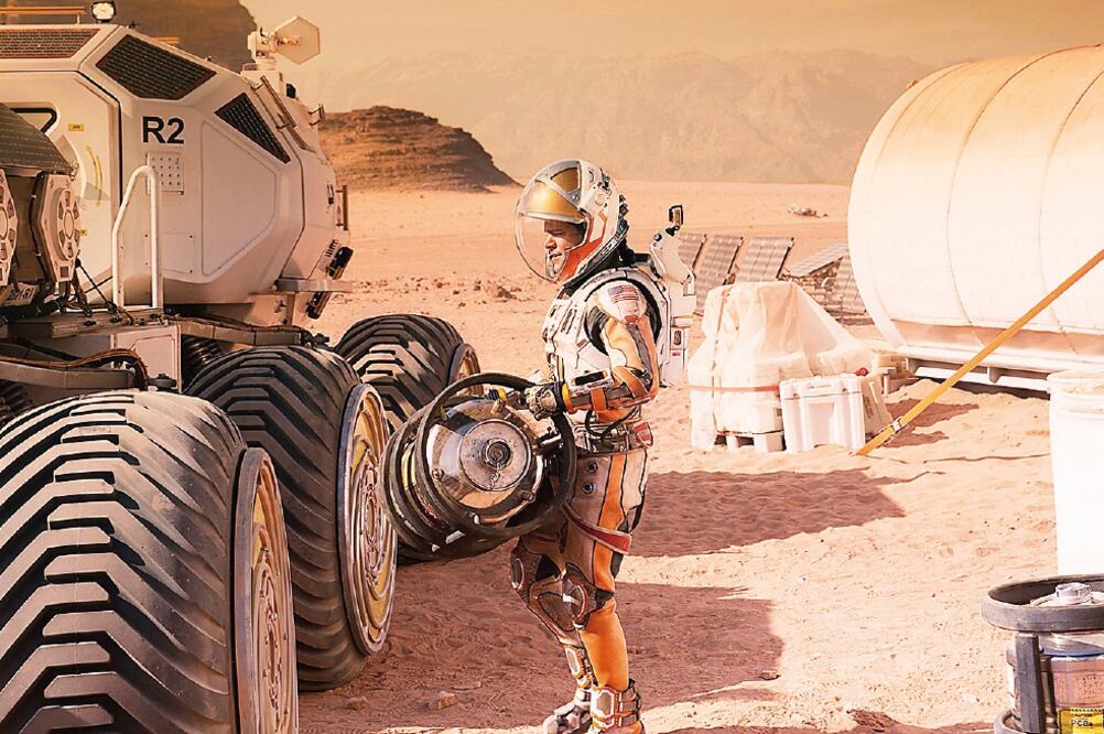 Matt damon encarna al astronauta Mark Watney, un botánico e ingeniero que viaja a Marte en una expedición de la NASA y que es sorprendido por una tormenta de arena (ESPECIAL)