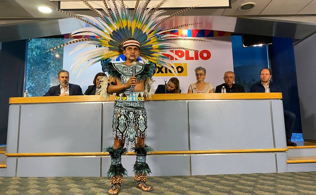 David Trejo en registros de aspirantes ante el Frente Amplio por México en la torre azul de PAN sobre Reforma / Foto: Berenice Fregoso. EL UNIVERSAL