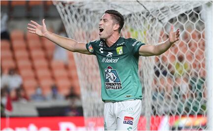 Santiago Ormeño llegará a Chivas, ya abandonó concentración del León