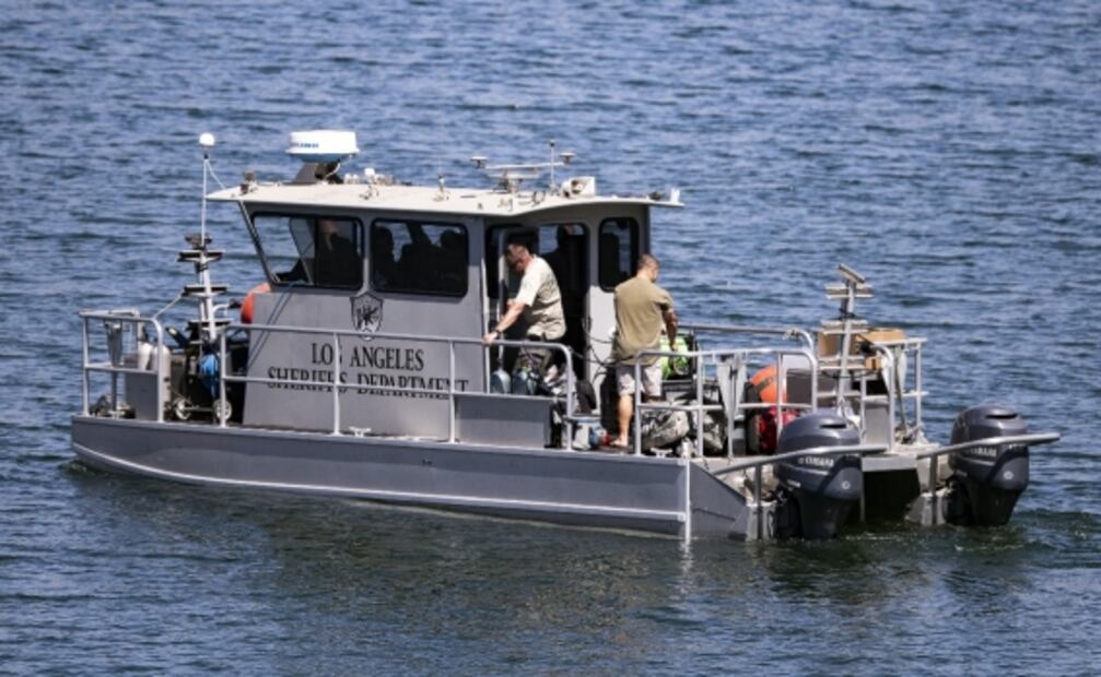 Así buscan autoridades a Naya Rivera en el lago Piru 