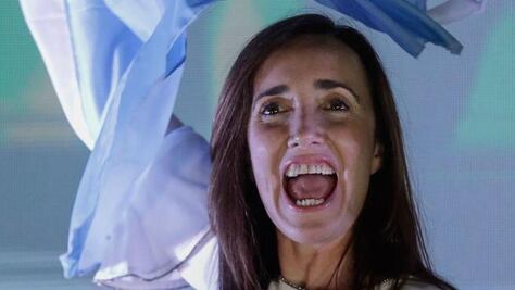 ¿Quién es Victoria Villarruel, la vicepresidenta de Milei que desafía el consenso sobre la dictadura militar argentina?