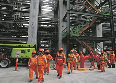 La ciudad que todas las tardes se pinta de naranja