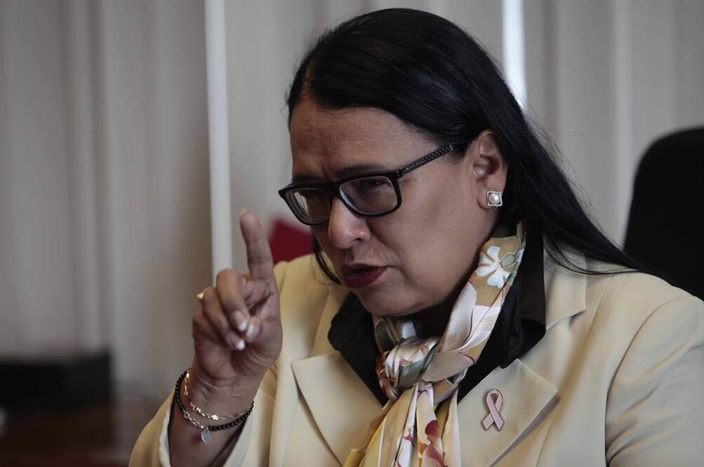 En breve entrevista, la responsable de los programas sociales en la capital dijo que no participará en la controversia política. Foto Archivo/EL UNIVERSAL