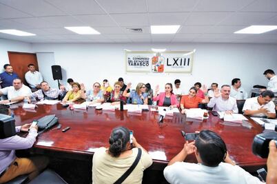 Levanta polémica iniciativa que castiga manifestaciones