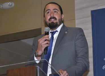 Amaury Vergara aclara que Chivas no ha expulsado a sus barras