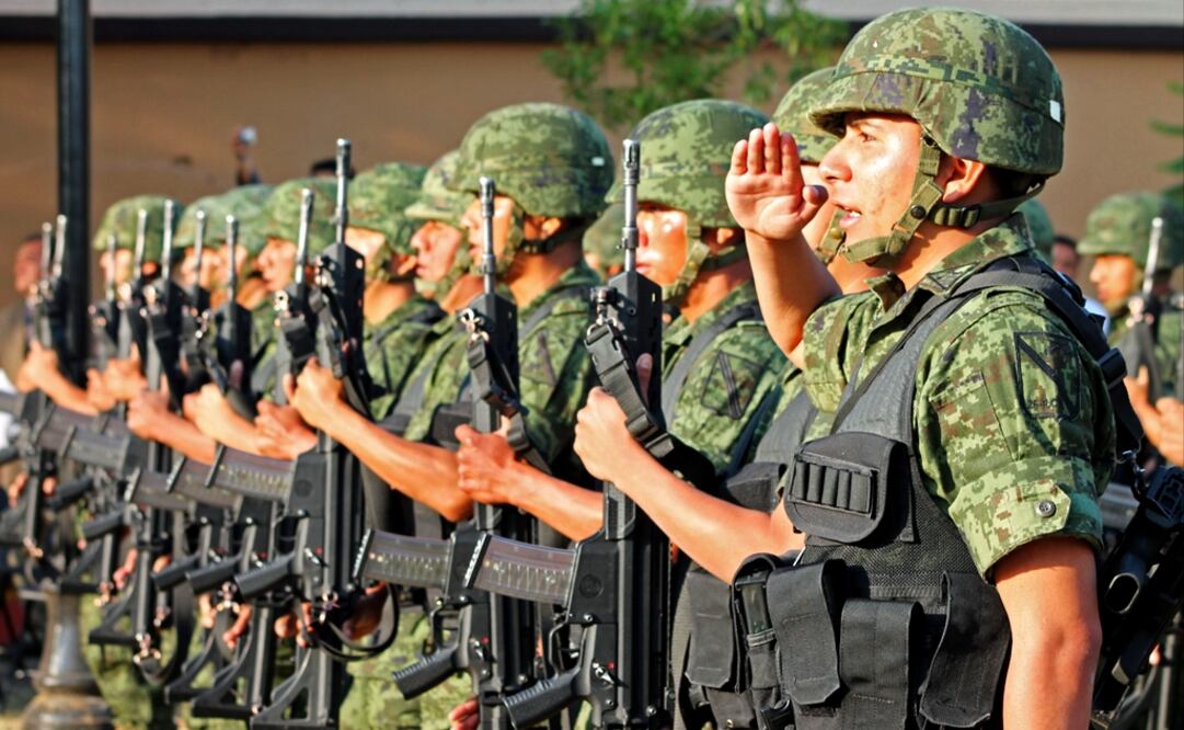 Former President Felipe Calderón sent in the armed forces to fight warring drug cartels at the end of 2006, but the gang violence has since claimed more than 170,000 lives - Photo: File photo/EL UNIVERSAL