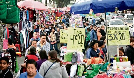 Informalidad al alza ante falta de incentivos para crear empleos formales, advierte Coparmex 