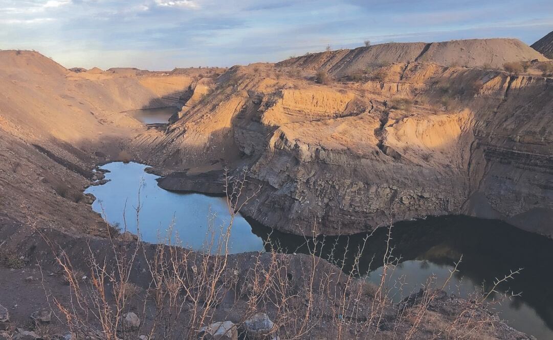 En la región carbonífera de Sabinas, las actividades mineras dejaron un tajo a cielo abierto que dejó expuesto un acuífero, en perjuicio de la población. FOTOS: FRANCISCO RODRÍGUEZ. EL UNIVERSAL