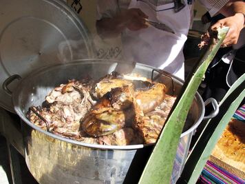 Alistan Festival Gastronómico de la barbacoa y el pulque en Edomex