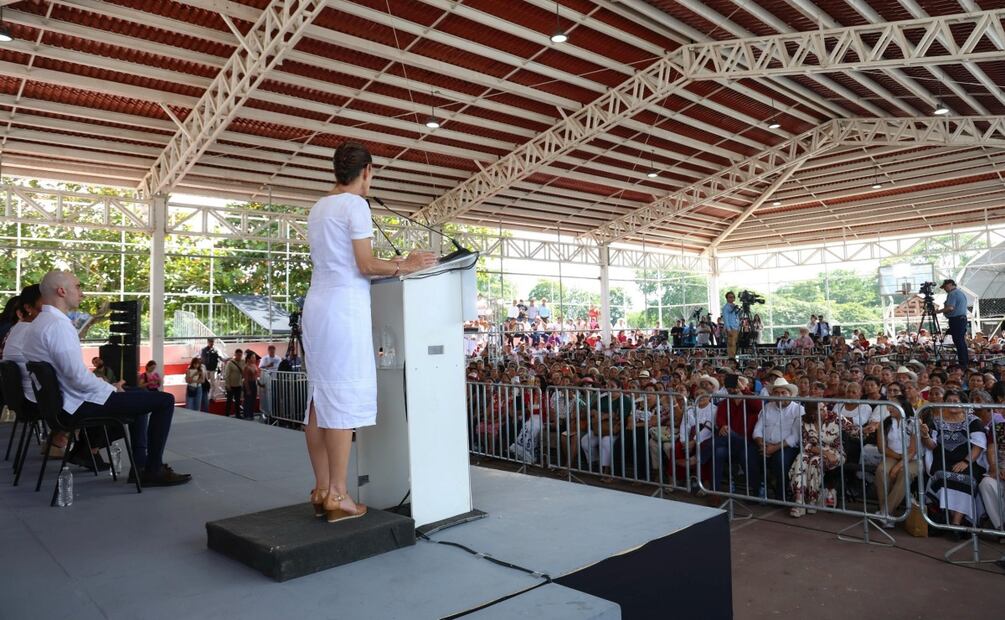 Presidenta Claudia Sheinbaum encabeza supervisión del avance del programa Pensión Mujeres Bienestar en Palizada, Campeche (15/11/2025). Foto: Especial