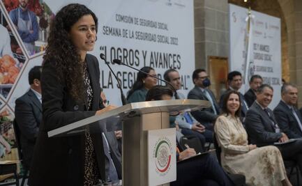 Luisa María Alcalde aplaude visión general de que seguro social es el "piso mínimo del bienestar"