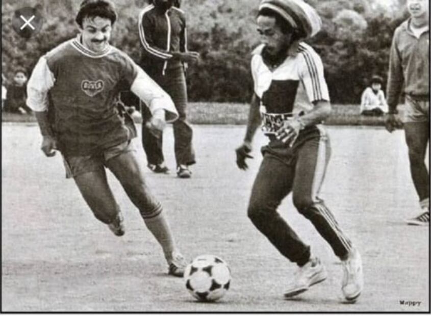 Bob Marley, música, marihuana y futbol