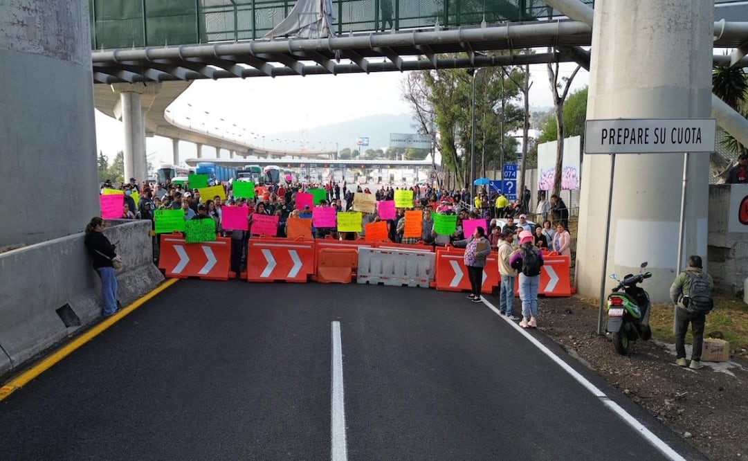 Protesta en la Autopista México-Cuernavaca. Foto: Osmar Alvarado