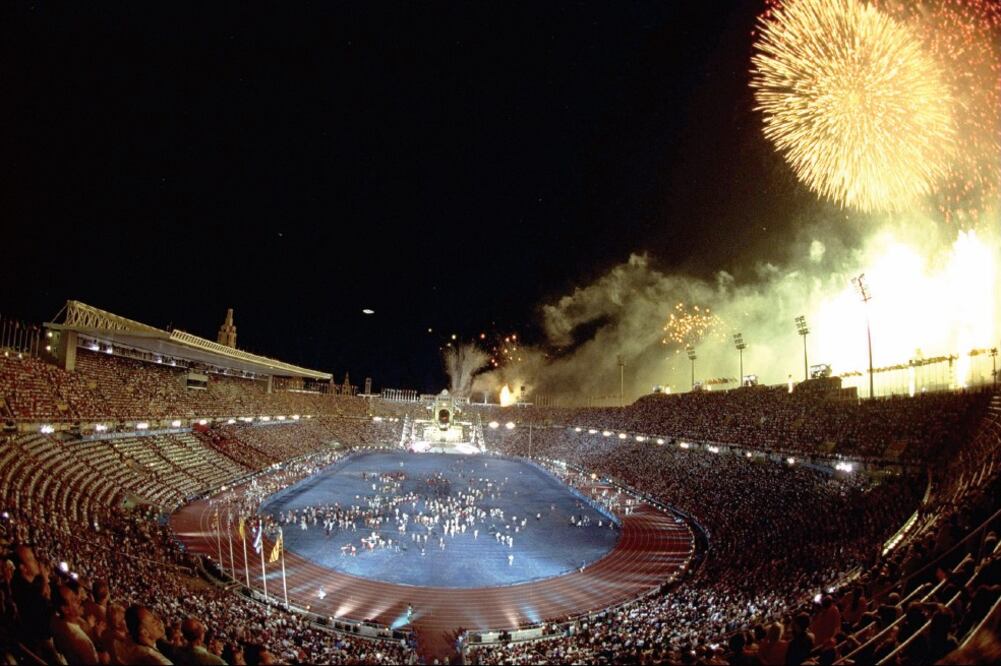 La inauguración de los juegos de Barcelona 1992. El evento permitió abrir la c iud ad al mar, remodelar el aeropuerto y mostrar a la ciudad como destino turístico (ARCHIVO. EL UNIVERSAL)