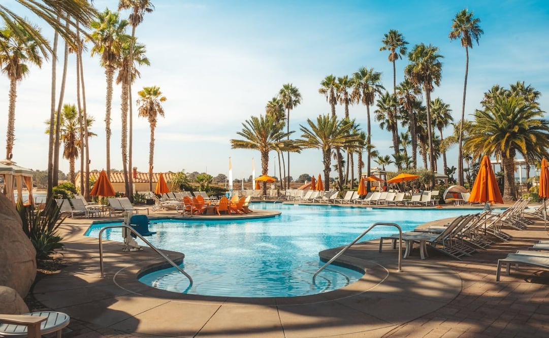 No olvides revisar las reseñas y fotos de otros huéspedes del "todo incluido". Foto: Unsplash. Cory Bjork