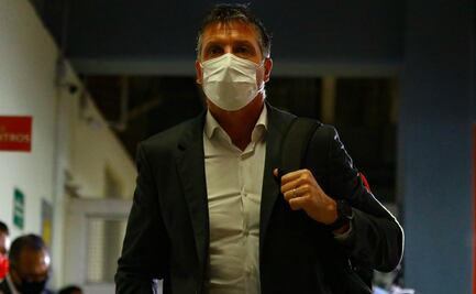 Robert Dante Siboldi se ve fuera de los Xolos