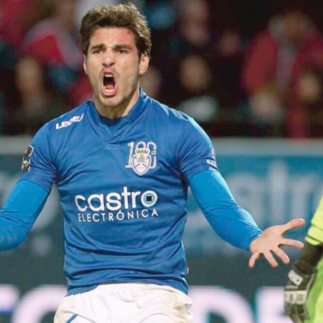 El Pollo , defensa central del Feirense, aguarda paciente ser tomado en cuenta. Foto: TWITTER