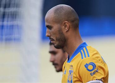 Jugador de Tigres va a dar al hospital por malestar en entrenamiento
