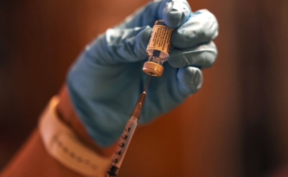 Vacuna. Expertos analizan una tercera dosis contra covid-19 para mejorar inmunidad