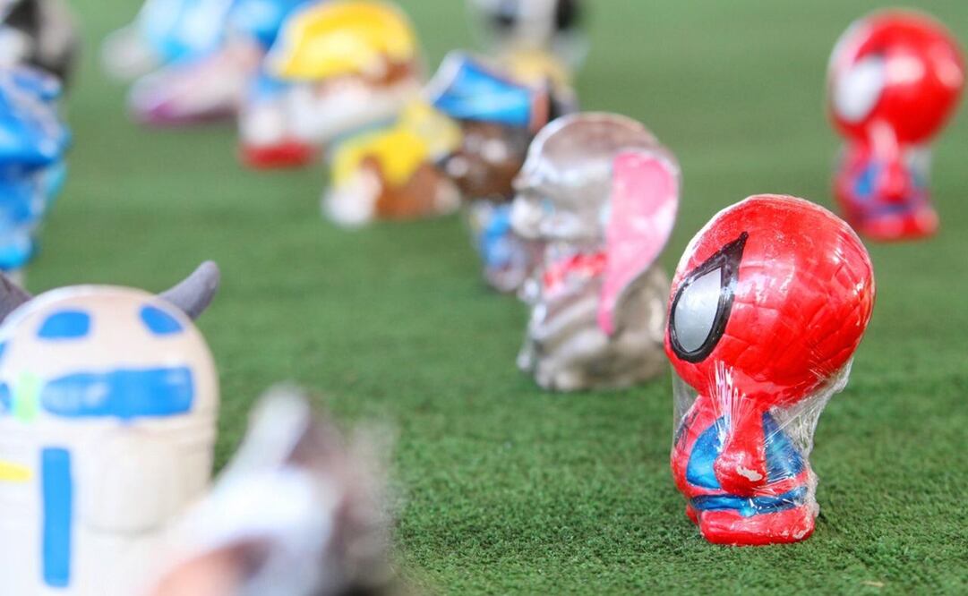 Con la venta que realizaron los artesanos y ferieros podrán solventar algunos de sus gastos durante el semáforo naranja de la pandemia, que fue rojo durante casi un año. Foto: Especial