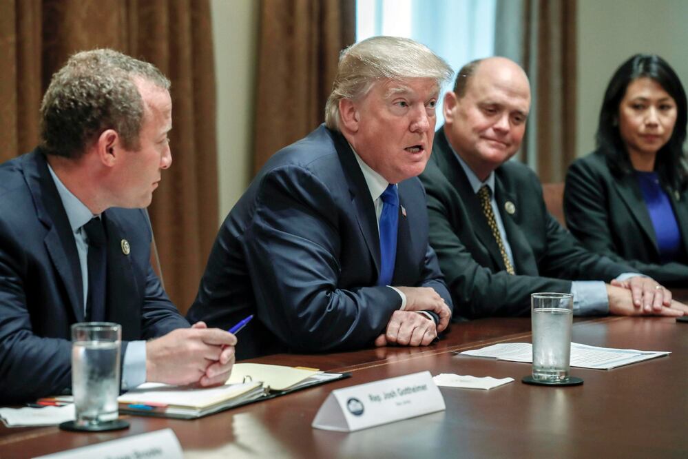 El presidente de EU, Donald Trump, durante un reunión bipartidista del congreso estadounidense (Foto: EFE)