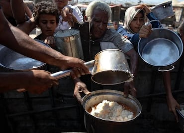 Reanudarán lanzamientos de ayuda humanitaria sobre Gaza, anuncia Israel; también establecerán corredores humanitarios