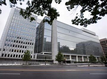 Inversión extranjera se desploma; Banco Mundial recomienda eliminar barreras comerciales