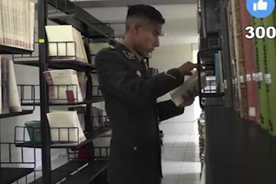 Circula en redes el rap de un policía Peruano