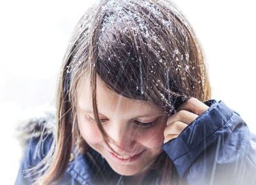 Cómo eliminar y prevenir la caspa de forma eficaz