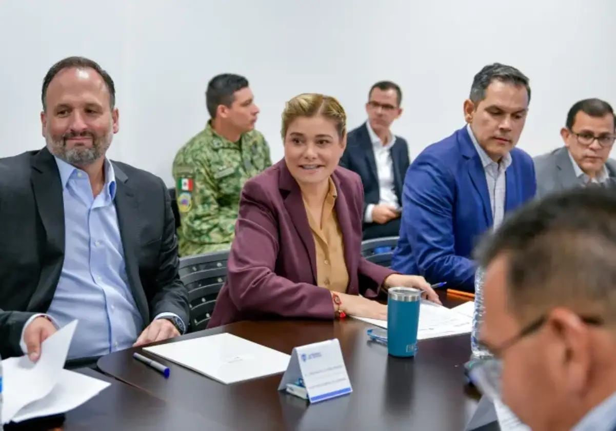 Maru Capos resalta disminución de homicidios en la reunión de la Mesa Estatal de Construcción de Paz