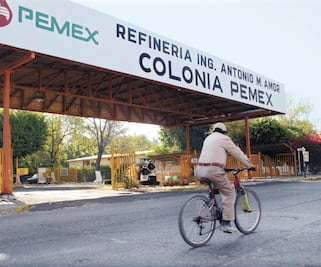 Reprueban Pemex y México ante cambio climático