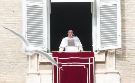 Papa Francisco menciona que no se puede negar ni olvidar el Holocausto y pide combatir antisemitismo
