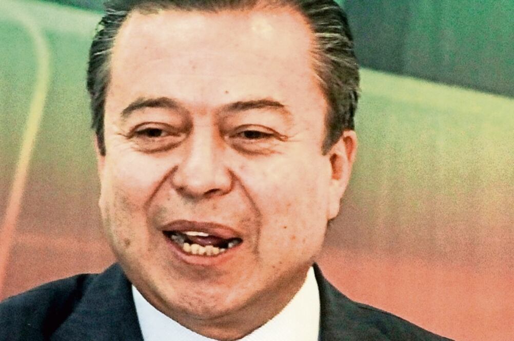 Anuncio. El coordinador del PRI, César Camacho, dijo que también se revisará en 2017 la ley para prevenir la tortura (ARCHIVO EL UNIVERSAL)