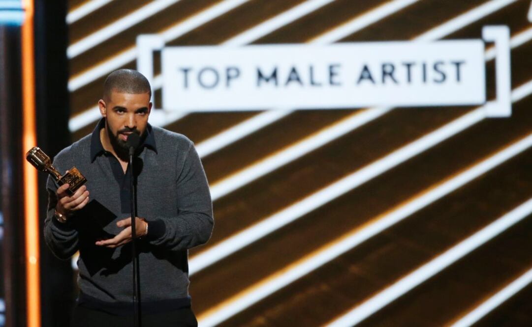 Drake arrasó en la noche del Billboard, pues obtuvo 13 premios, incluido el de mejor artista y mejor artista masculino. Rompió la marca de 12 premios que tenía Adele   FOTO: REUTERS 