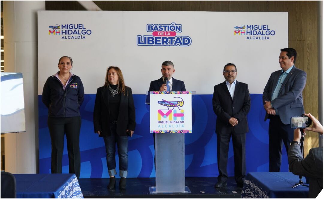 Mauricio Tabe anuncia carrera para mujeres.