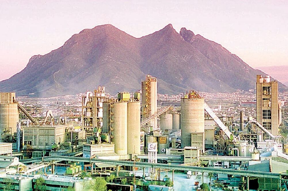 Las ventas de Cemex en el mundo bajaron 9% para ubicarse en 3 mil 651 millones de dólares (Especial)