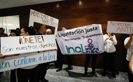 Trabajadores del Inai se manifiestan y exigen liquidaciones previo a extinción; “respeten nuestra antigüedad”, dicen