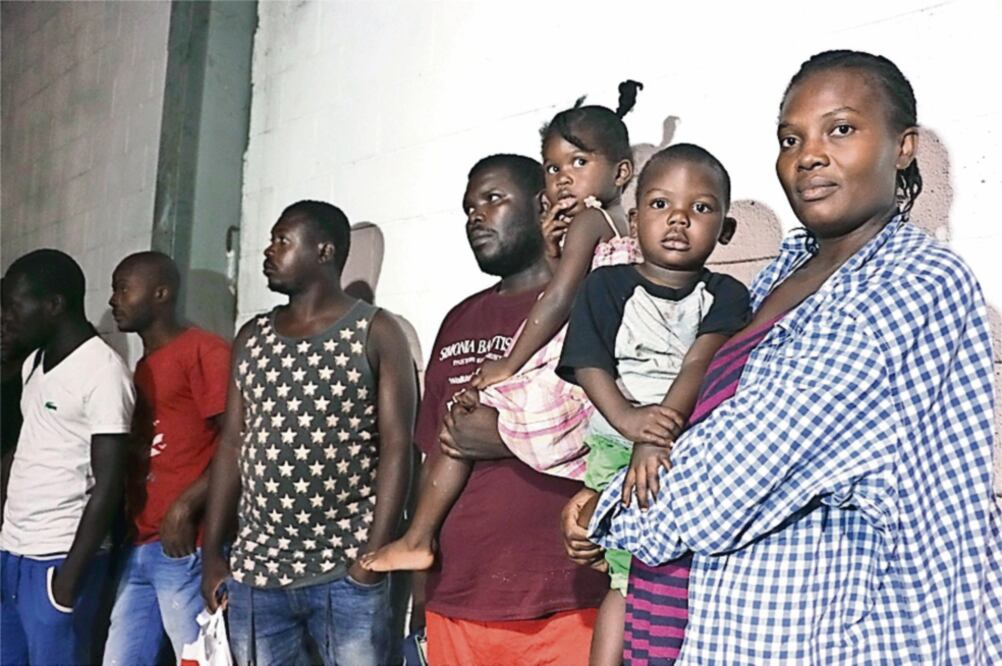 Los inmigrantes africanos llegan hambrientos, sedientos, cansados y sin dinero a esta frontera con México, donde no desisten en su afán de alcanzar la fro nte ra con Estados Unidos y cristalizar el “sueño americano” (RAÚL VERA. EL UNIVERSAL)