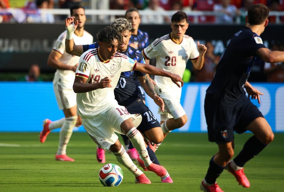 Lamine Yamal con la selección de España, durante la tercera jornada de la Fase de Grupos del Mundial de 2026 - Foto: Carlos Mejía | EL UNIVERSAL