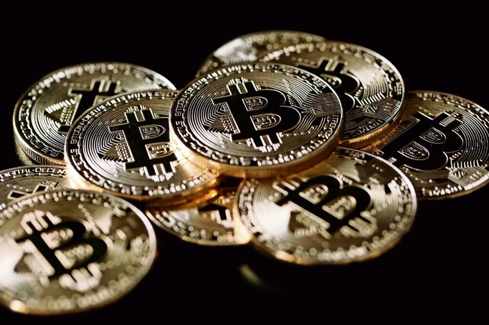 Operación. Los activos virtuales intercambian información electrónica, sin respaldo de autoridades financieras (ARCHIVO EL UNIVERSAL)